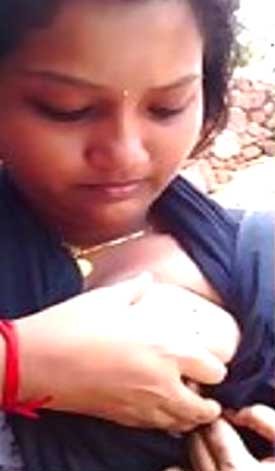 Mallu indulges in outdoor sex with her partner