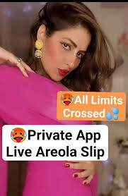 Famous Insta Influencer Private App Exclusive Live Boobs Pop Out Areola Slip 💦!!