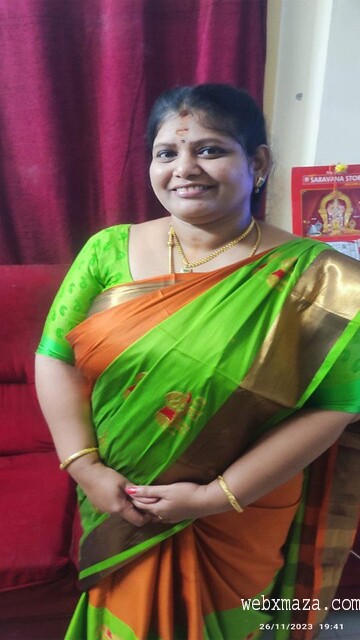 Tamil Hot Eswari Aunty After bathing & Riding Hard