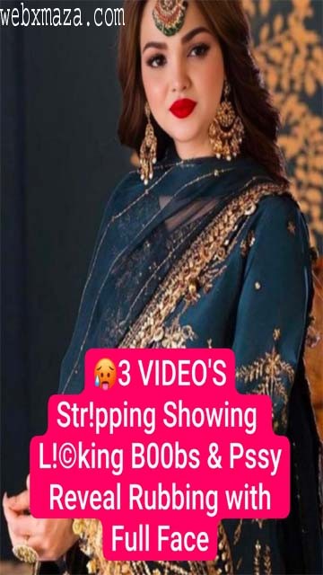 Famous Tiktoker Showing Licking her Boobs & Pussy Reveal