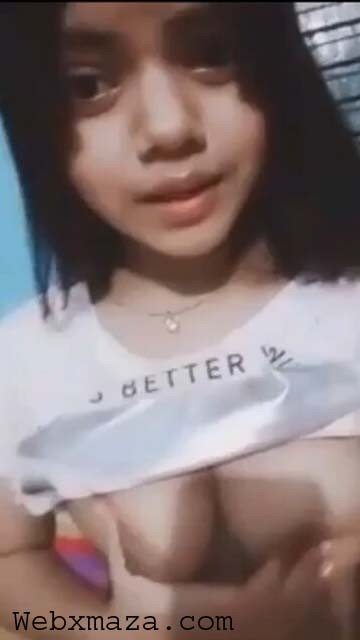 Beautiful Cute Girl Showing Boobs & Masterbition