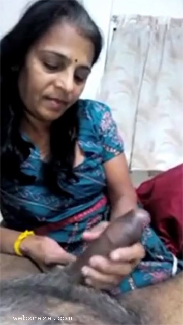 Malayalam Aunty Affair Using Big Cock Ass With Dever Like Face