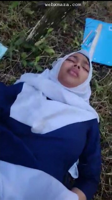 Hijabi School Girl Giving BJ And Fucked By Outdoor in School Dress