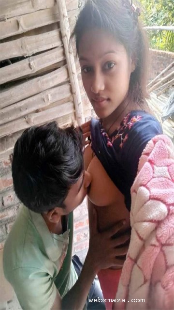 Cutie Slim Desi GF And Videos