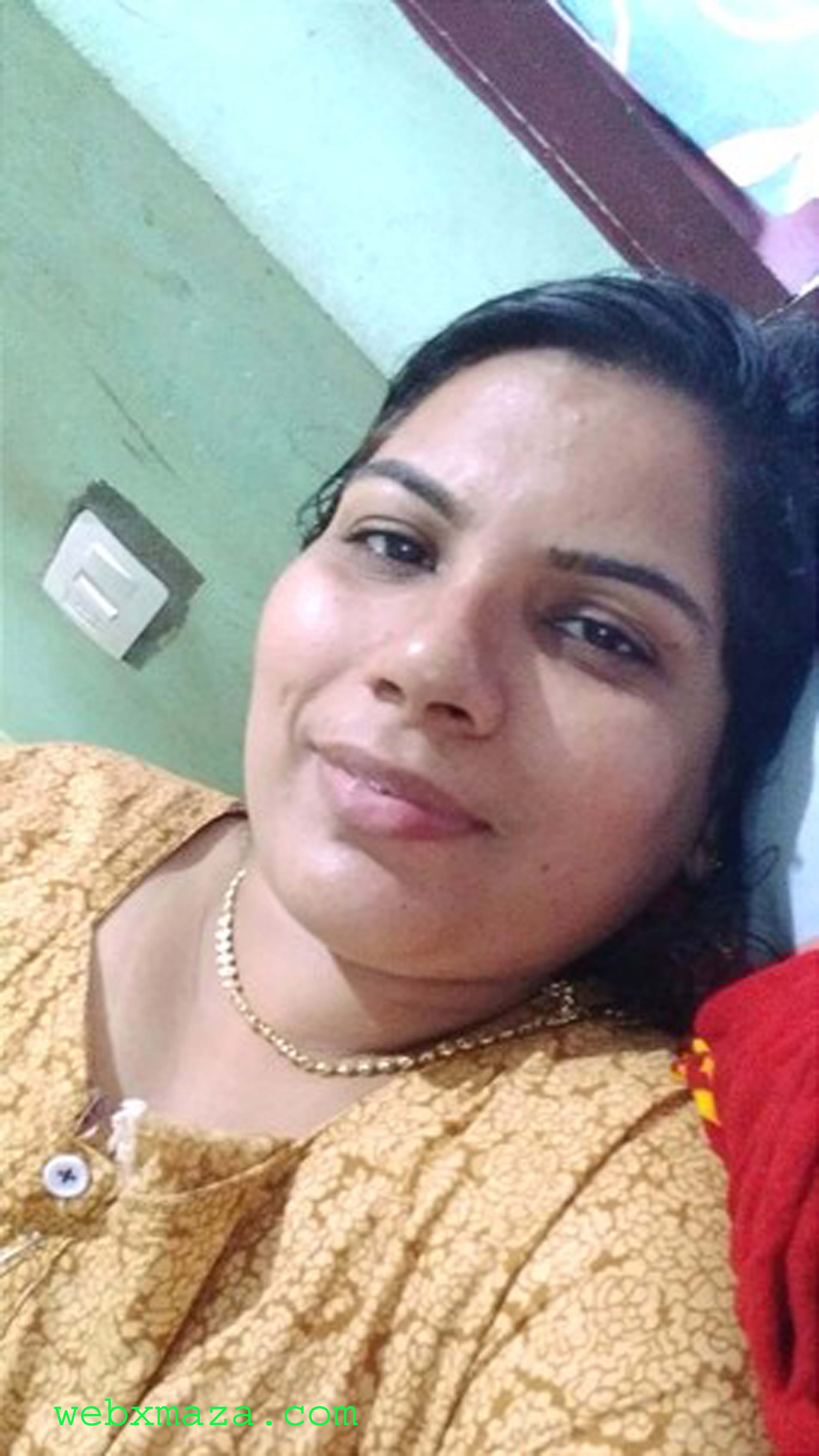 Beautiful Mallu Hot Bhabhi Update