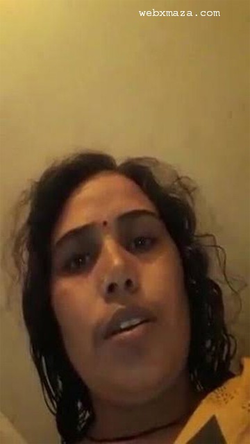 Mallu Malaysian Wife Showing & Sucking In Midnight