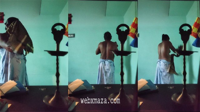 Malayalam Mom After Bathing Secretly Captured – S7