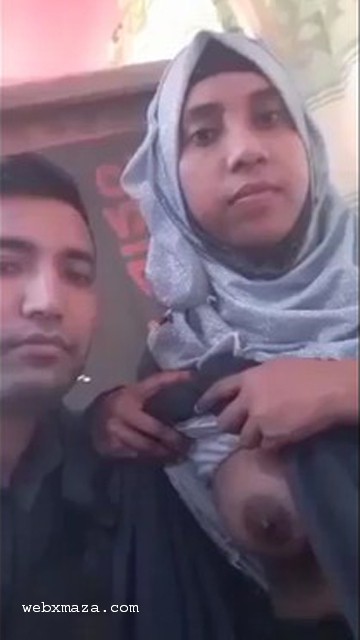 Hijabi GF Boobs Sucking By BF Outdoor