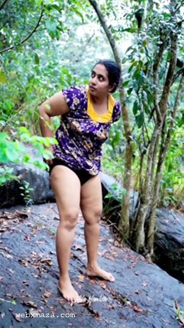 Nila Nambiar Showing Pussy And Peeing In Forest – Update