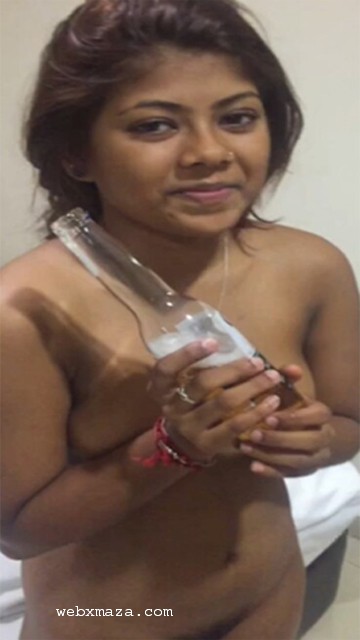 Malisiyan Drinking Girl In Hotel With Bottle Sex