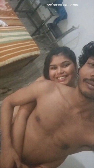 Desi Lover Having Sex in Hotel